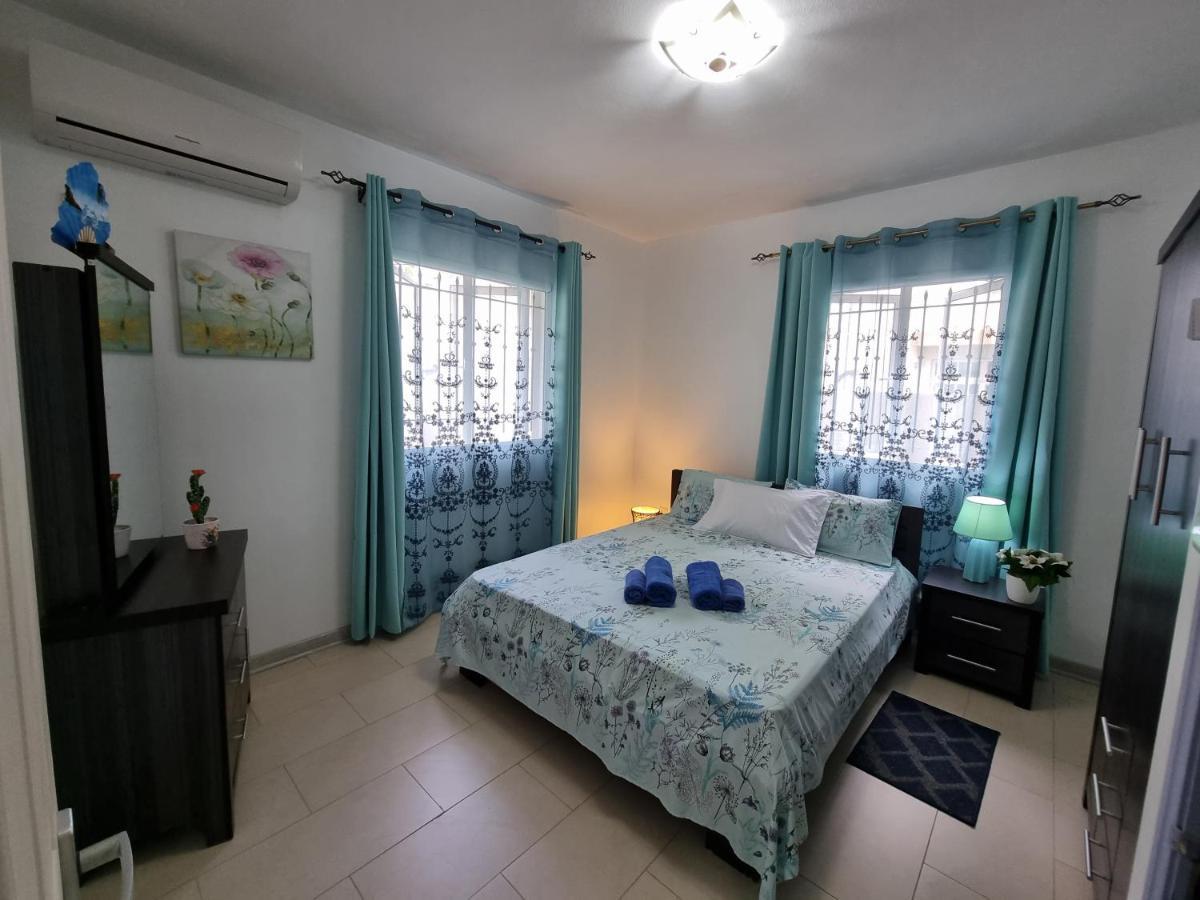 La Marquise Residences Flic en Flac Exterior photo